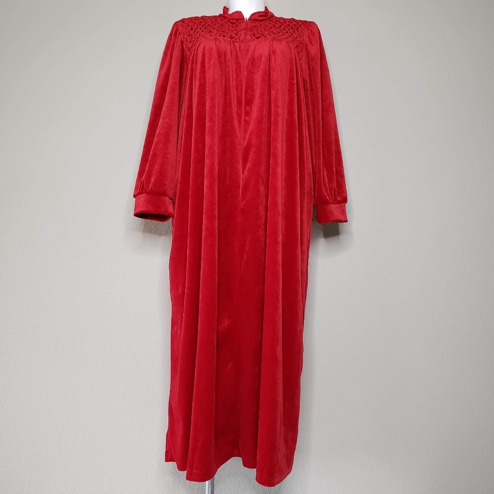 Saybury | Nightgown